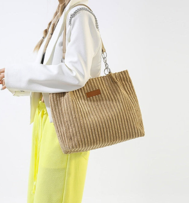 Velours Chic, Confort Pratique