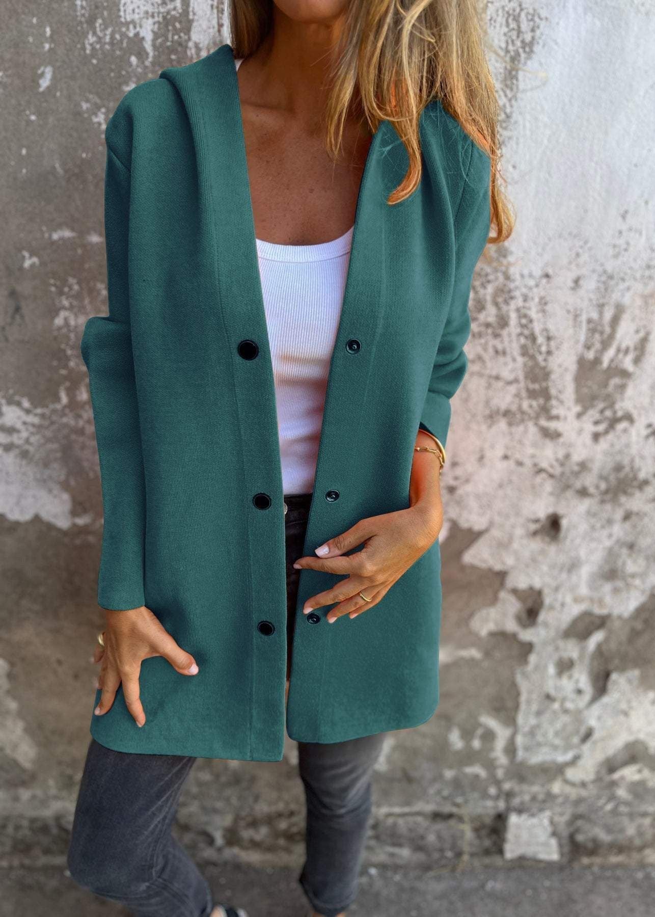 Veste Rouge Chic & Élégante – Style, Confort et Modernité.